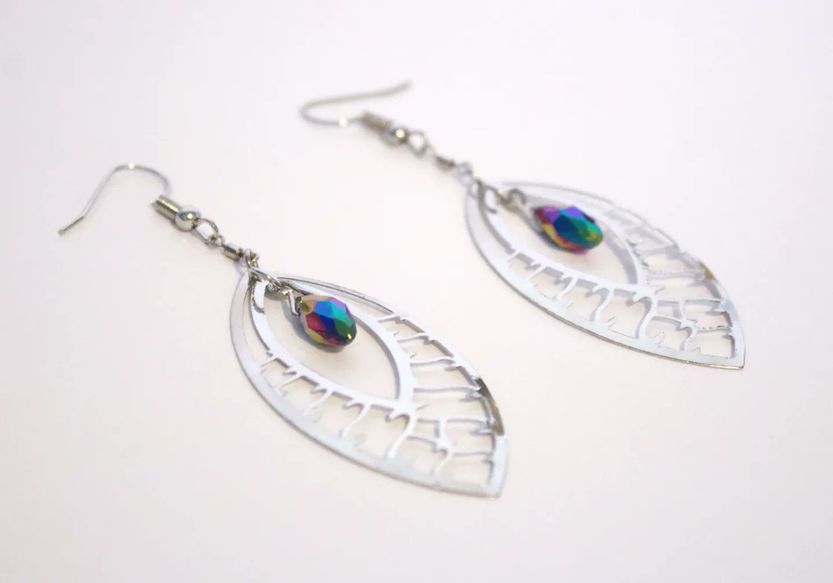 MayGreenAbgrall's tweet photo. Enchanted Leaves, all stainless steel, 360° Spinner Earrings I made 💚
https://t.co/mbIsR63lnU
#jewelry #jewellery #jewelrylover #jewelrymaking #earringlove #earringmaker #earrings #fashion #accessories #360earrings #spinnerearrings #spinningearrings #Elite5 #OurBlues #XRepo https://t.co/SJSoekYBnM