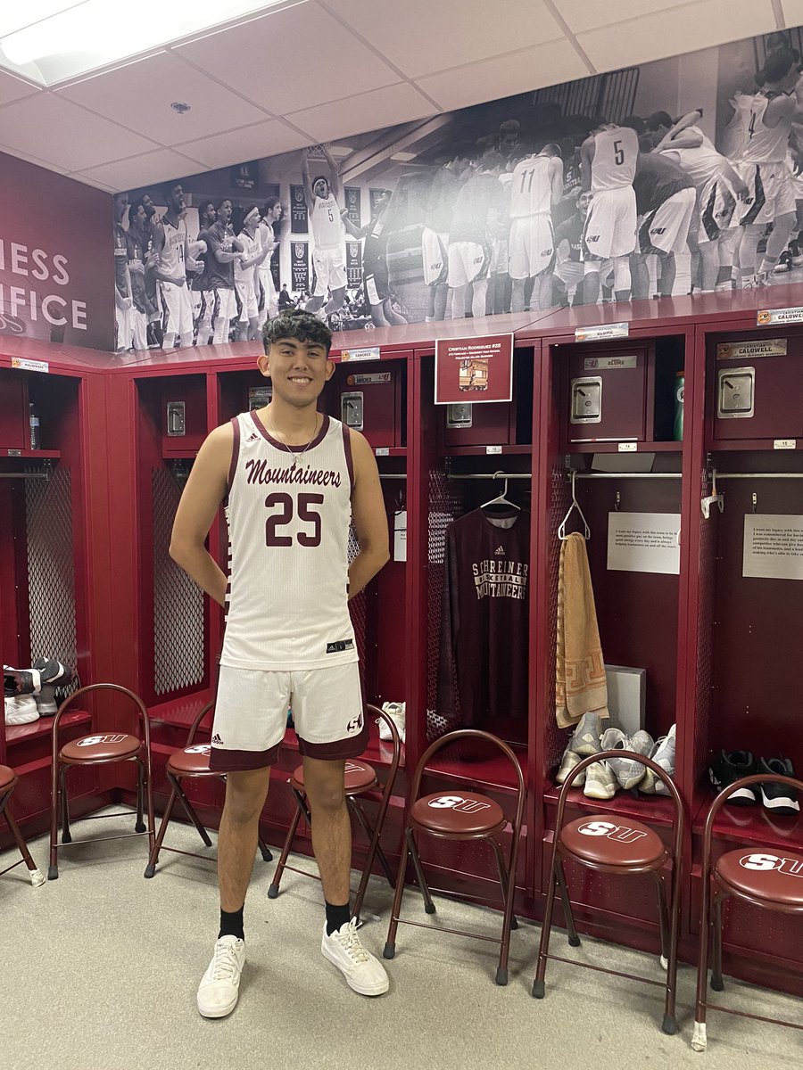 cristian_rod3's tweet photo. #AGTG  Proud to announce my commitment!!! @CoachRockSU @SchreinerMBB https://t.co/qQHpFpOFb4