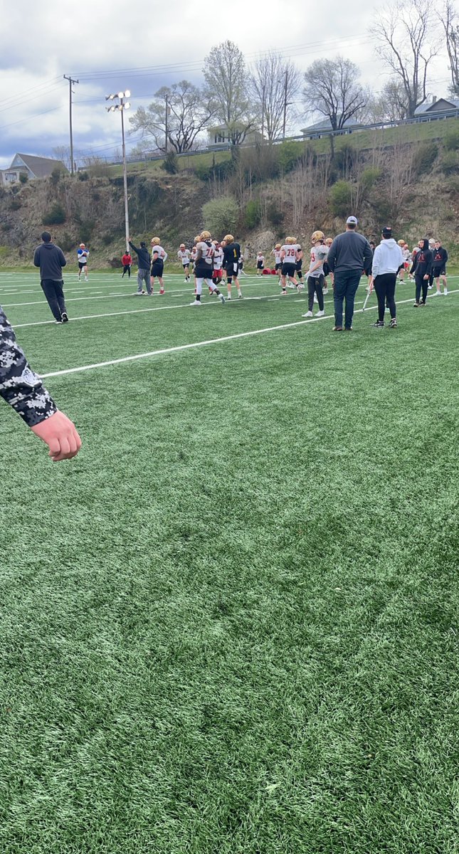 DamianAponte4's tweet photo. Had a great time @VMI_Football appreciate the invite @CoachBParker17  loved the campus and practice energy! @CoachSWach @yates_nathan @RHSBears_FB https://t.co/j6rAiH9qIb