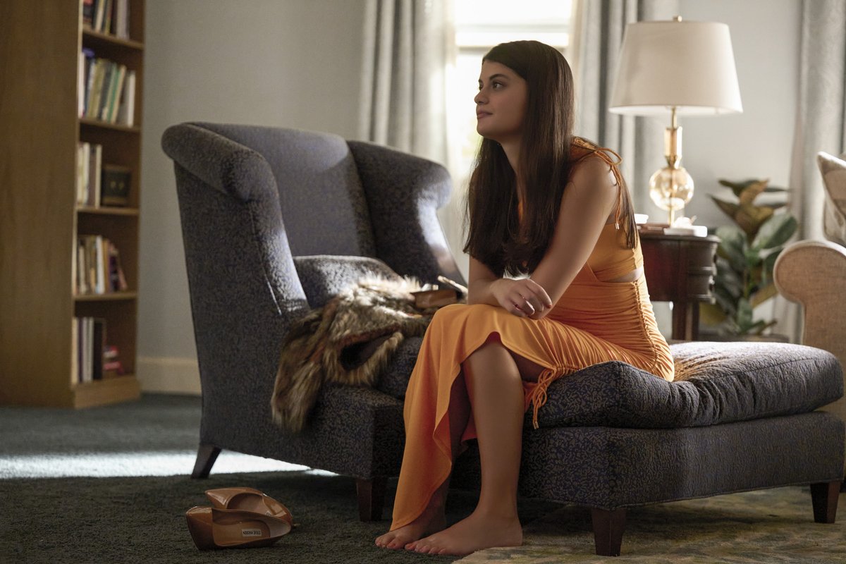 SofiaBDSource's tweet photo. 📸+60 HQ Stills of #singledrunkfemale season 1 added to the gallery #sofiablackdelia

🔗https://t.co/I4CSatAoRE

screencaptures coming soon! https://t.co/tMDhzXr64f