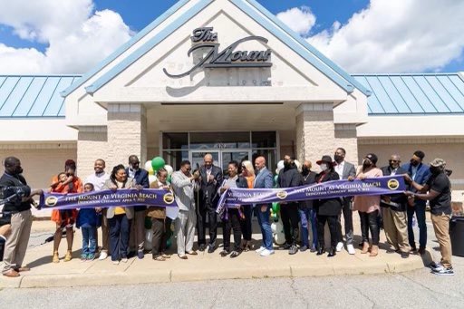 AaronRouseVA's tweet photo. Welcome to VB, @themountvb I know The Mount will serve as a blessing to the people of VB in their new home. ⛪️ TY Pastor Terron &amp; Lady Tasha Rodgers for having us. I’m so elated. It’s always a honor to be in the presence of @TheMountBishop and Elder Valerie Brown. #community https://t.co/64wePNkYJ1