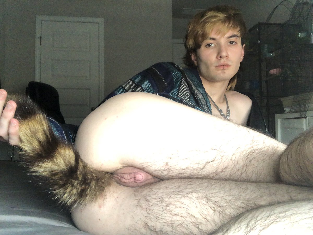 Locardibballin's tweet photo. i think ill post the video too #ftm #tailplug https://t.co/hN2VUribaw