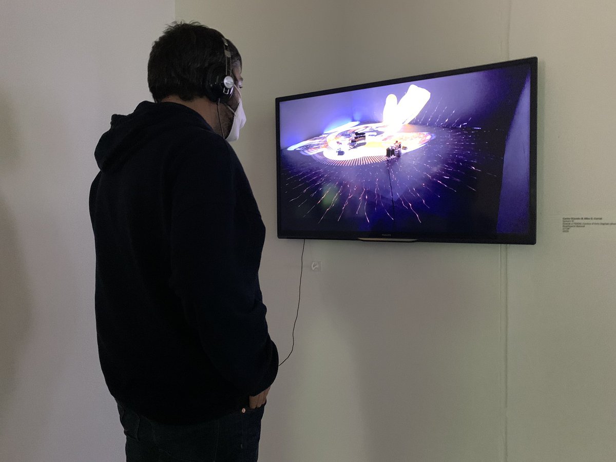 envinem's tweet photo. "Soc una cadena binària, soc pur artifici" L’univers visual @albagcorral en una exposició a @centreartlopati d'Amposta @eufonic_fest que bonic trobar-te @CarlesViarnes @bankrobberbcn #VNSMatrix #NewArtFoundation #FabLabTerresdelEbre https://t.co/TlPNrddC5B https://t.co/ocM3briJeT