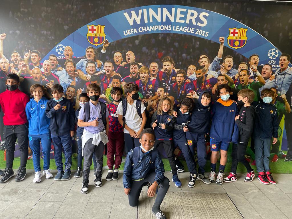taranelson17's tweet photo. My son made it to Spain 🇪🇸 safe 🥳💪🏾 https://t.co/EXzE7rujX3