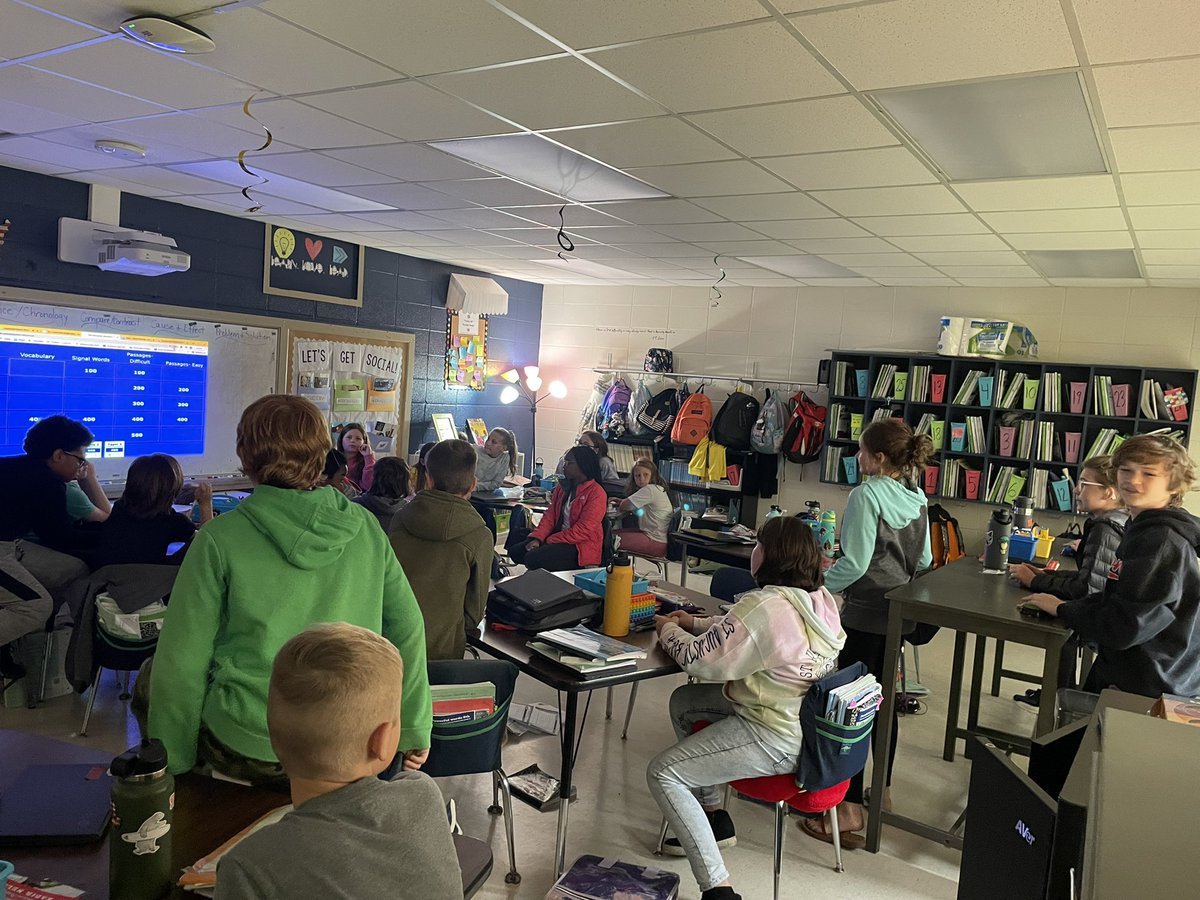 JennaFleming81's tweet photo. Yesterday we checked our understanding of text structure with a game of text structure jeopardy! Thank you @teachingLOL1 for sharing your buzzers. I told my 5ths to press gently. 😆😬😁 #fleming5thforce @WeAreUnionSTEAM https://t.co/hw1OdLLQld