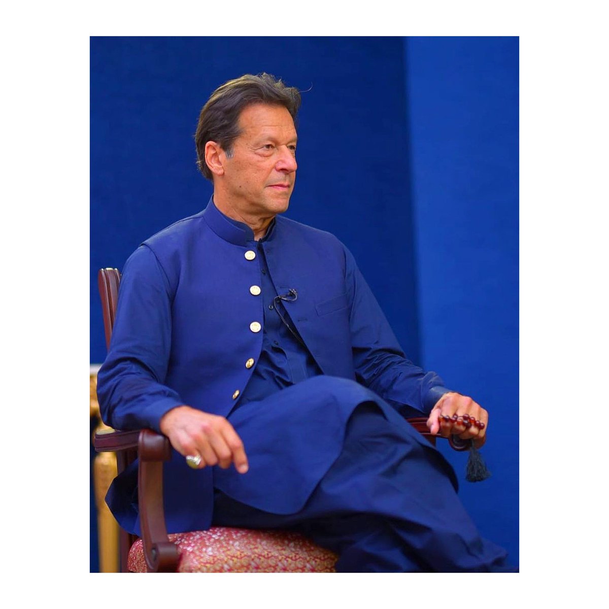 mannu_hu_jee's tweet photo. ساری زندگی فخر رہے گا کہ ایسے انسان کو سپورٹ کیا جس کو ساری دنیا کی دولت بھی نہ خرید سکی💙🔥
 #behindYouskipper✌️ https://t.co/2YI05I2eS0