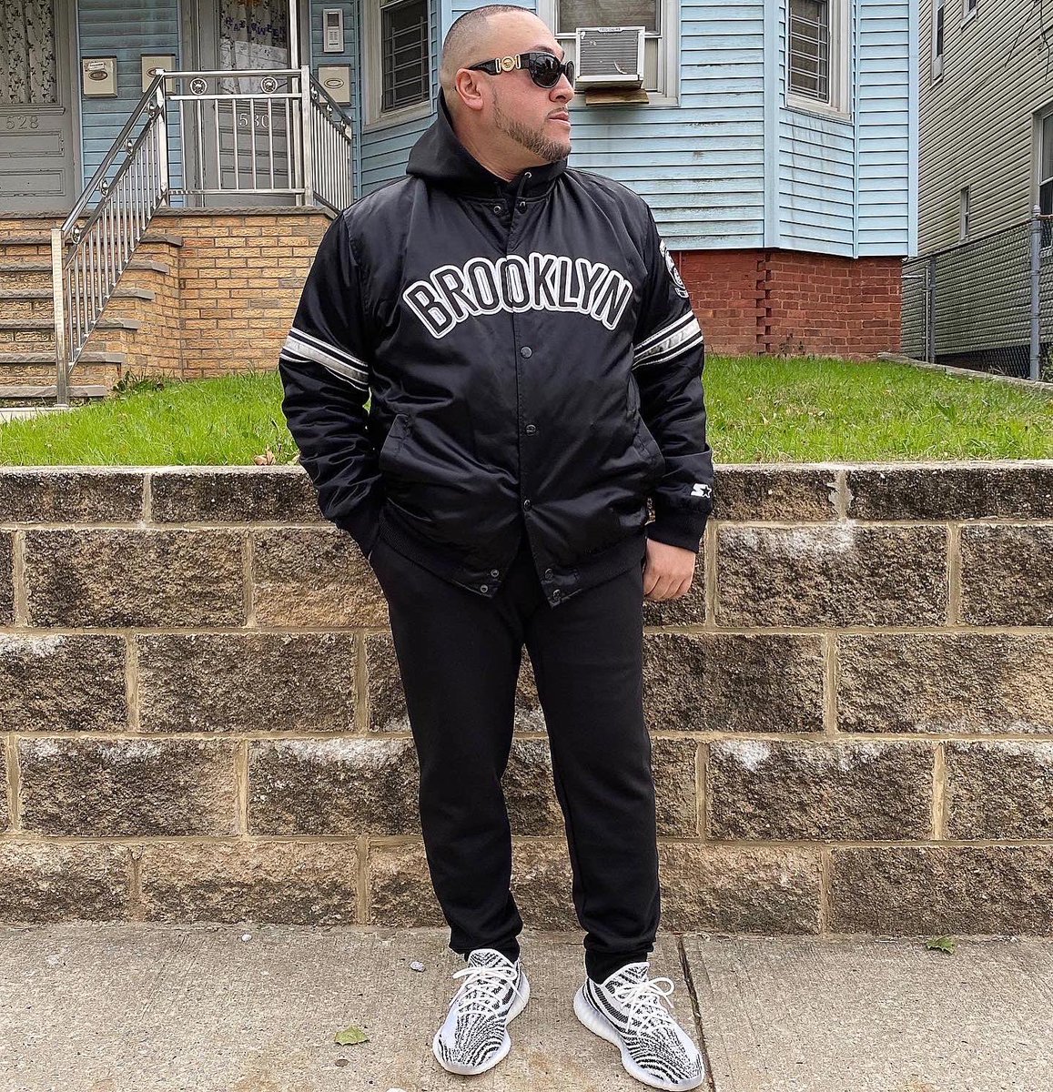 CHINNIE1380's tweet photo. โCAUSE STAND UP NIGGAZ DONโT LIE ON NO FLOORSโ ๐ฏ
โข
By the way
The Gonzalez Family 1 - COVID 0
THANK GOD!!! ๐๐ผ
LOVE IS LOVE!!! โฅ๏ธ๐๐ผ
โข
#Brooklyn #BrooklynsFinest #DowntownBrooklynNigga #ByTheClock #WayBeforeTheBarclays #SpreadLoveIsTheBrooklynWay #Humble #SuckerFree #LoveIsLove https://t.co/HI2yZaiSaV