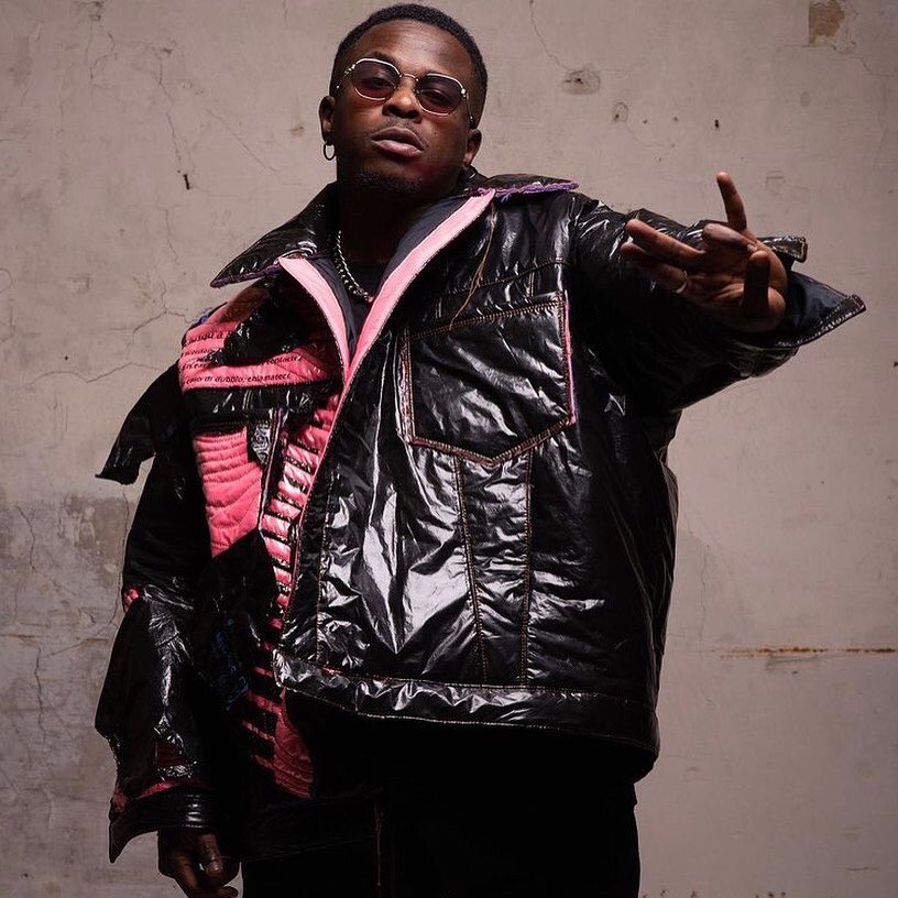 MaroonsTv's tweet photo. officiel de sa marque de casque dénommée “MOJO” dont la date de sortie et les points de ventes seront bientôt dévoilé par l’artiste

🥳Félicitations au GOAT @Didibofficial , un géant de la musique ivoirienne et africaine a qui nous souhaitons succès pour ses projets qui arrivent https://t.co/tNHXHBEi5q