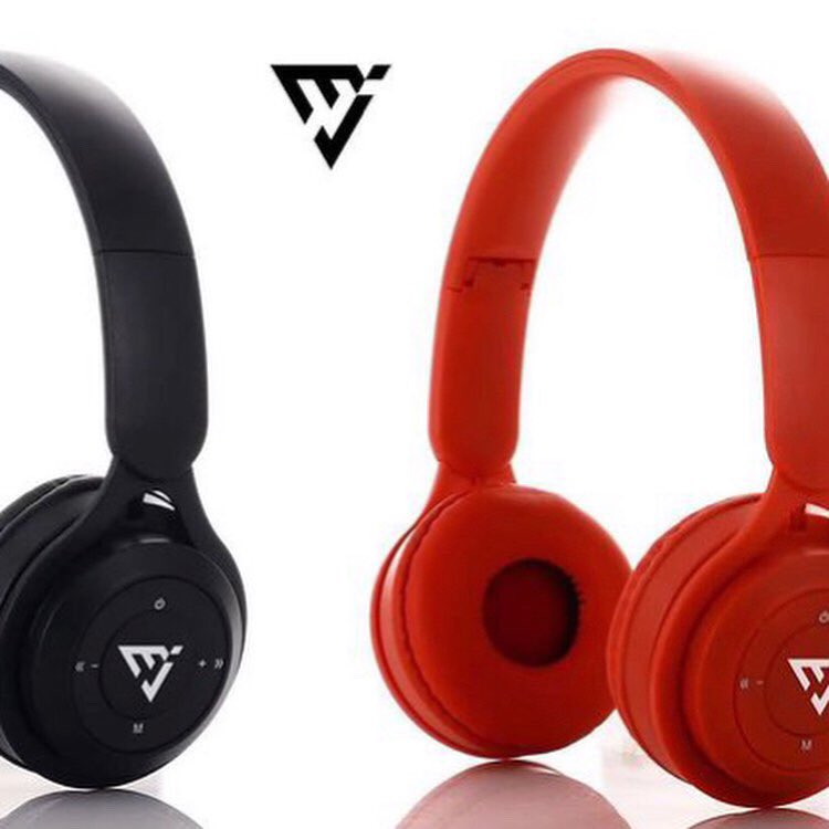 MaroonsTv's tweet photo. officiel de sa marque de casque dénommée “MOJO” dont la date de sortie et les points de ventes seront bientôt dévoilé par l’artiste

🥳Félicitations au GOAT @Didibofficial , un géant de la musique ivoirienne et africaine a qui nous souhaitons succès pour ses projets qui arrivent https://t.co/tNHXHBEi5q