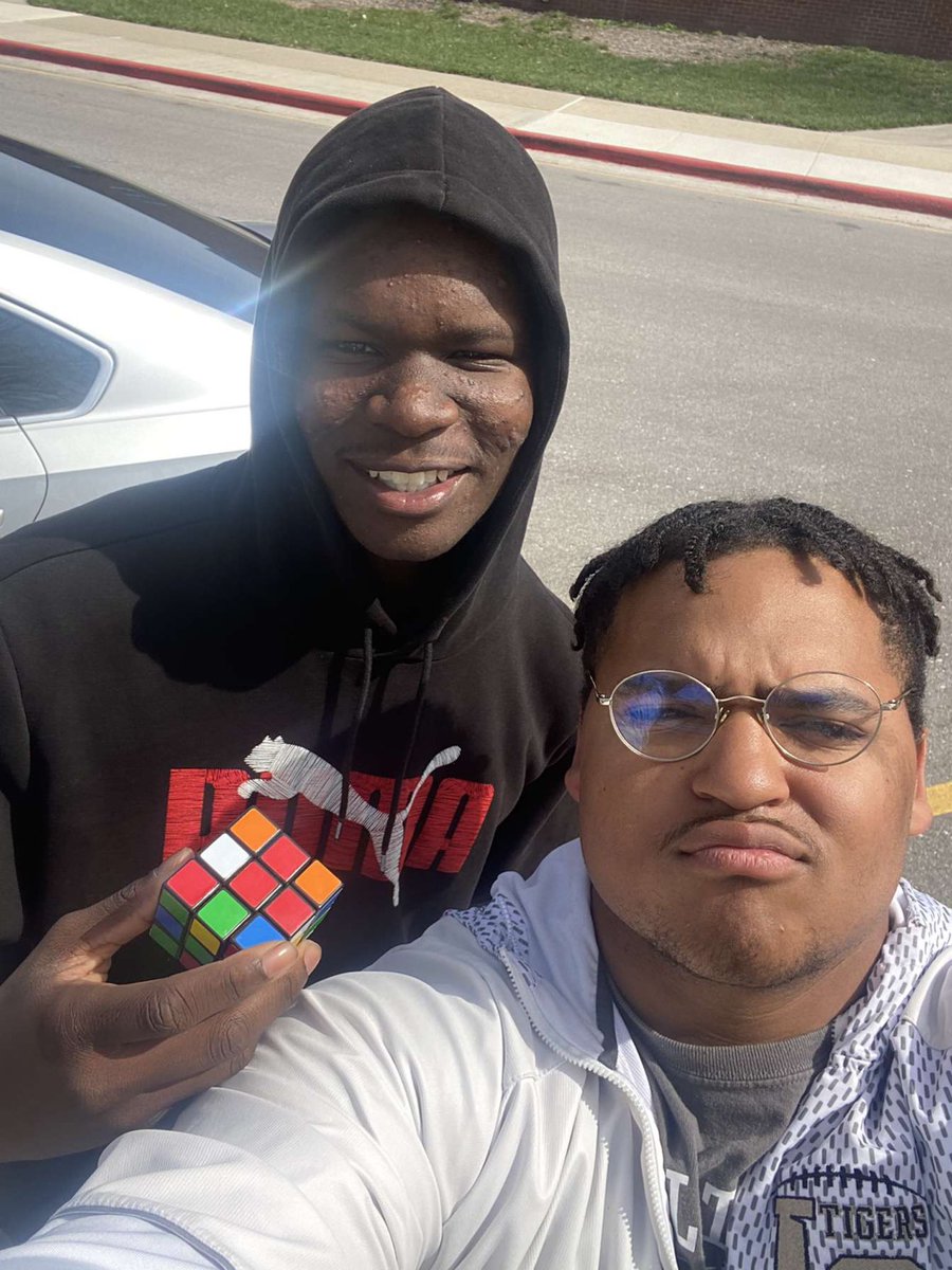 LSHSNerf22's tweet photo. Black disciples use the revive to bring back Avion Wallace. 6-5 black disciples https://t.co/r95lPhXeFF