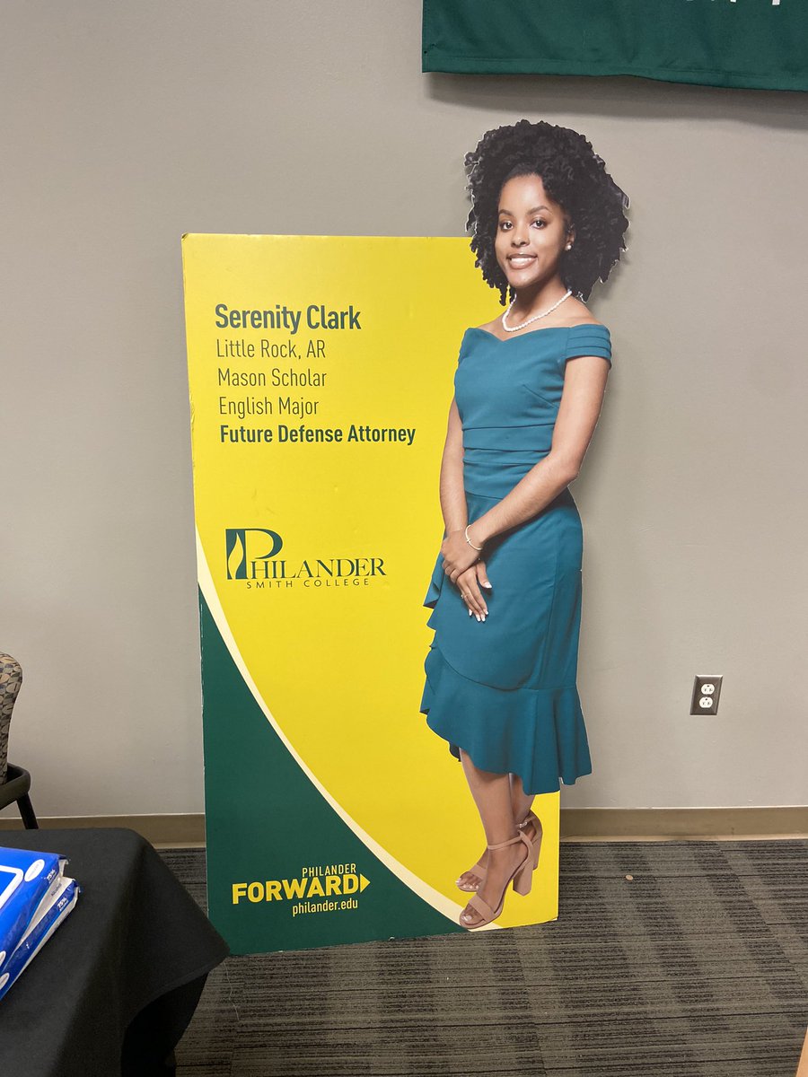 KenishaSpears3's tweet photo. I had an amazing time today @PhilanderSmith 💚💛 They really rolled out the “green” carpet for the students! #Scholarshipsonthespot IF you know a high school senior that has the desire to attend college send them their way! #familyenvironment 💚💛 https://t.co/I91MZ3NVfu