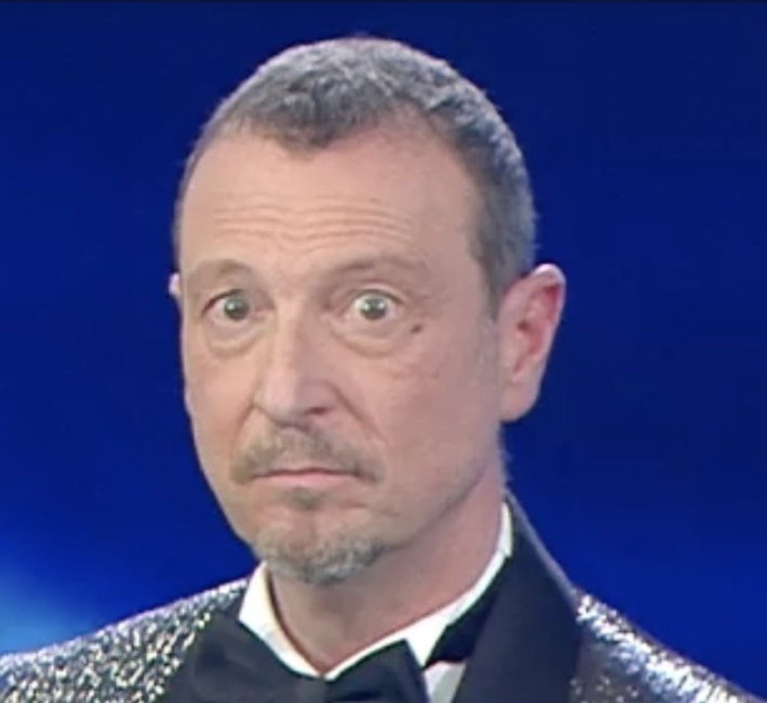 Fabianein's tweet photo. No ragazzi neanche i balletti delle recite all'oratorio... #amici21 https://t.co/StzWW26ghH