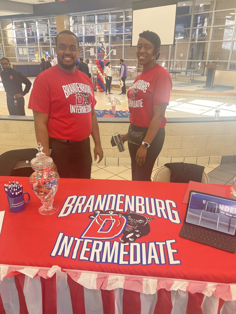 Brandenburg Fine Arts Academy tweet media