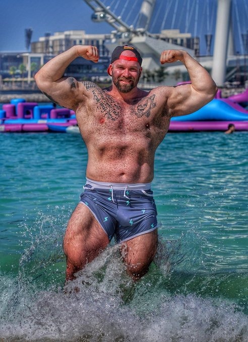 https://t.co/b7bYldFFzN ⬆️Anyone here, who wana get fucked in the ocean?🥵 I am asking for a friend👀😉<a href="/tag/fur"class="tags"><span>#fur</span></a><a href="/tag/bears"class="tags"><span>#bears</span></a><a href="/tag/scruffy"class="tags"><span>#scruffy</span></a>