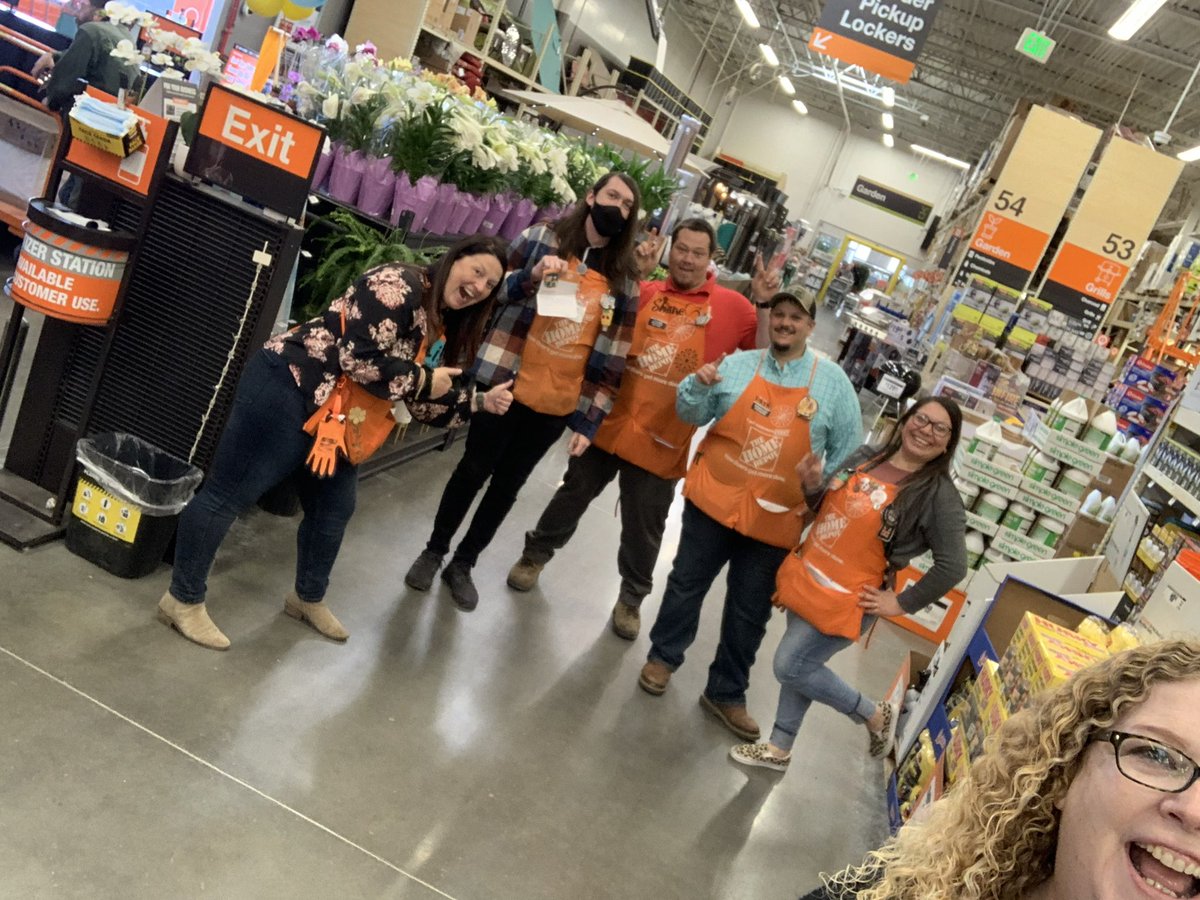 lisaharryhd's tweet photo. Spectacular Saturday at the #gemonthecoast. Always bringing their A game!! https://t.co/Sn3U0D6Hss