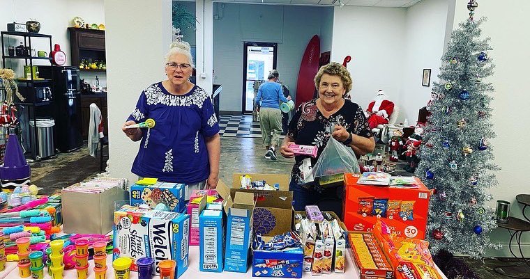 CCADPialum's tweet photo. We were able to make 40 Easter baskets that will be delivered to the Ronald McDonald House of Corpus Christi.  We are so thankful for everyone that helped and donated! https://t.co/Sn2gG2dk6P