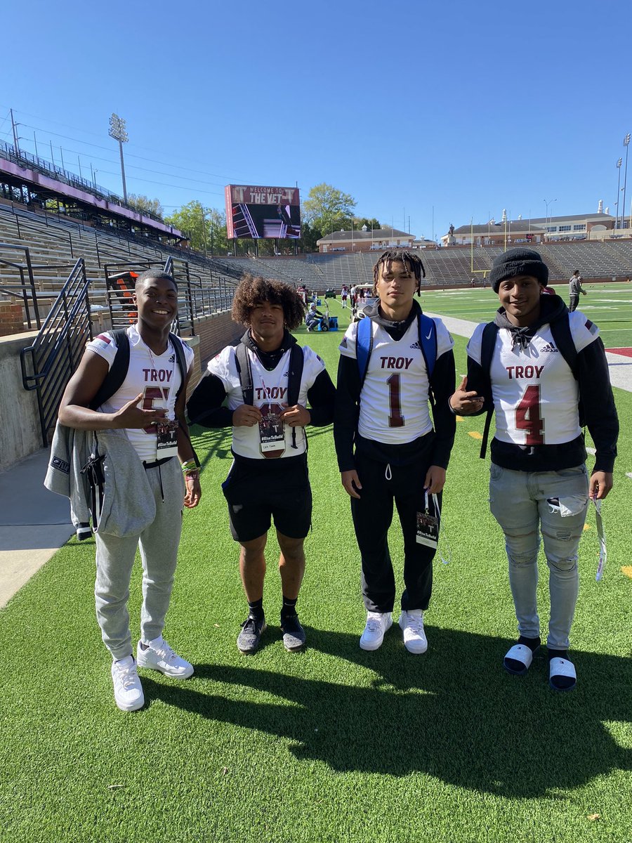 CourtlandCoachFuller tweet media