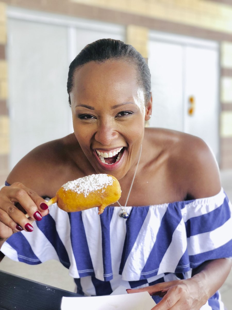 thisismeldrake's tweet image. If you are bored, try these 10+ FREE Things to Do on a Friday Night in OKC ❤️ #okc #oklahomacity #OKISeeYou

OKC GUIDE: sbee.link/f4qk39xbep