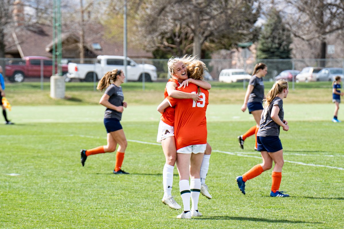 CSUFutbol's tweet photo. 📸 "Oh, Hey Girl" Again

#10Together x @olayton9 https://t.co/mvwNhVC30b