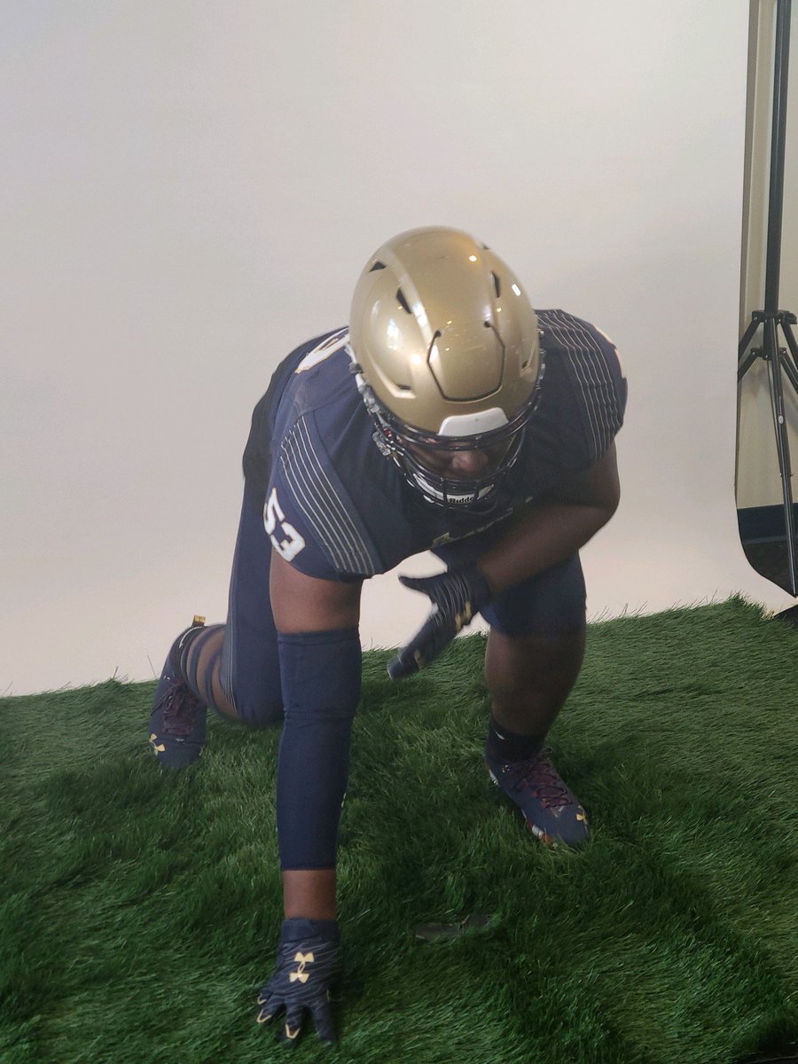Had a great time at the U.S Naval Academy! <a href="/CoachORourke/">Danny ORourke</a> <a href="/CoachLikeMike/">Big Mike Williams</a> <a href="/NavyFBrecruit/">Navy Football Recruiting</a> <a href="/WhartonHighFB/">Wharton Wildcats Football</a> #getmore🐾