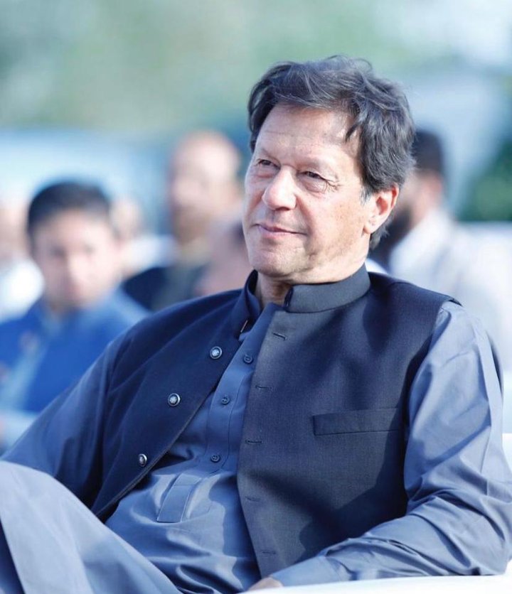 Anonymous_7659's tweet photo. عداوتیں تھیں، تغافل تھا، رنجشیں تھیں مگر
بچھڑنے والے میں سب کچھ تھا، بےوفائی نہ تھی
❤ https://t.co/SEE51ItCfs