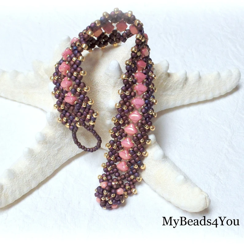 MyBeads4You_'s tweet photo. #mothersdaygift #mothersday #giftideas #tmtinsta #etsyteamunity #fashiontrend #jewelryideas #buttons #beadedbutton #handcrafted #jewelryonetsy #etsy #giftshop
https://t.co/9mJnG3aukx via @Etsy https://t.co/C1sTFKW7kY