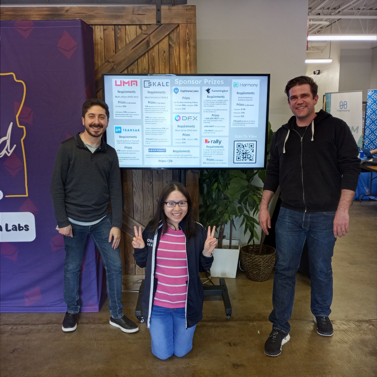 Our @RLY_DAO team is now busy reviewing all of our bounty submissions at @ETHportland - concepts on how to integrate with #RLY token or network. CC: @aminiman89 @JKim_Tran If you couldn't join us @ETHportland reply with your ideas here! #devs #web3 #blockchain