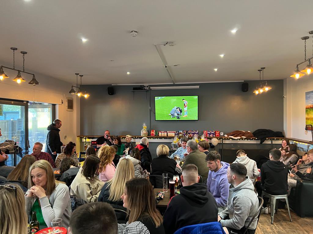 SandbachUtd's tweet photo. What a fab turnout at The CrossBar for our annual chocolate bingo night. We raised over £600 for @_4Louis charity. Thank you to everyone who attended, thanks to Paul Kent and Darren Barnes, our resident bingo callers and to Shelley Barnes and Hayley Sutherland for organising. https://t.co/Ub4dyQ0NGg