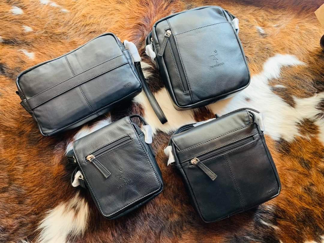 CastillaZapa's tweet image. 💼 Bolsos de piel MARISMA, productos de calidad, con diseños únicos y exclusivos✨ en Zapatería Castilla.