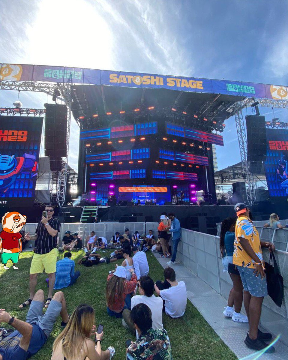 koibanx's tweet photo. Here in @Real_SoundMoney having an amazing time or not...
#FollowtheKoi #FollowtheKoiFish @TheBitcoinConf https://t.co/fvhwCUhjsp