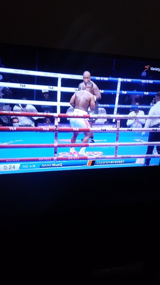 TeaSquaredSA's tweet photo. Game on https://t.co/rtXAa15tE3 
#CassperVsNaakMusiq https://t.co/ZQGjCxh0Tu