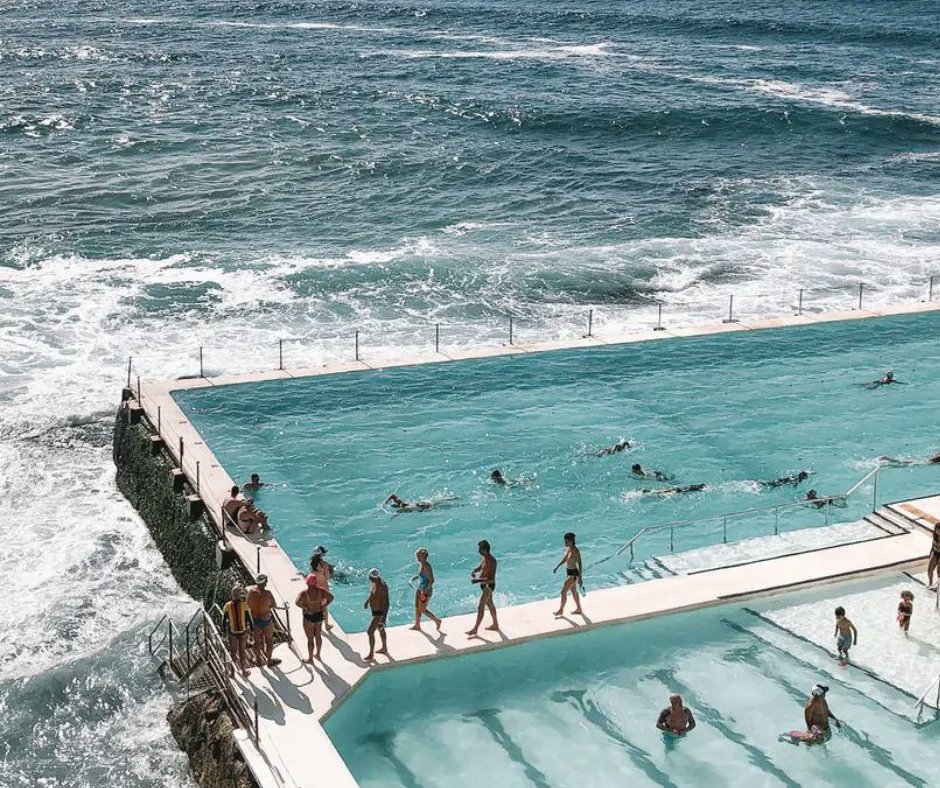 LAbode_Aus's tweet photo. I don’t think we will ever tire of the glorious sun soaked streets of Bondi beach and the buzz of local restaurants and cafe’s all year around. We have an amazing portfolio in the Eastern Suburbs of Sydney. 
.
.
#luxuryhome #interiordesign #luxury #luxurylifestyle #bondi https://t.co/8JdkFKAJL0