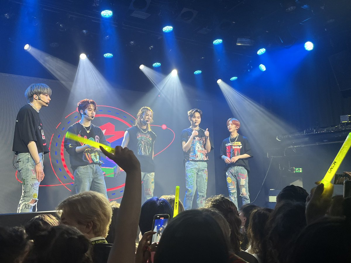 domgeitje's tweet photo. Had such an amazing night!! Cant believe @McndOfficial_ called me out 😭 https://t.co/hUcIKWaqBK