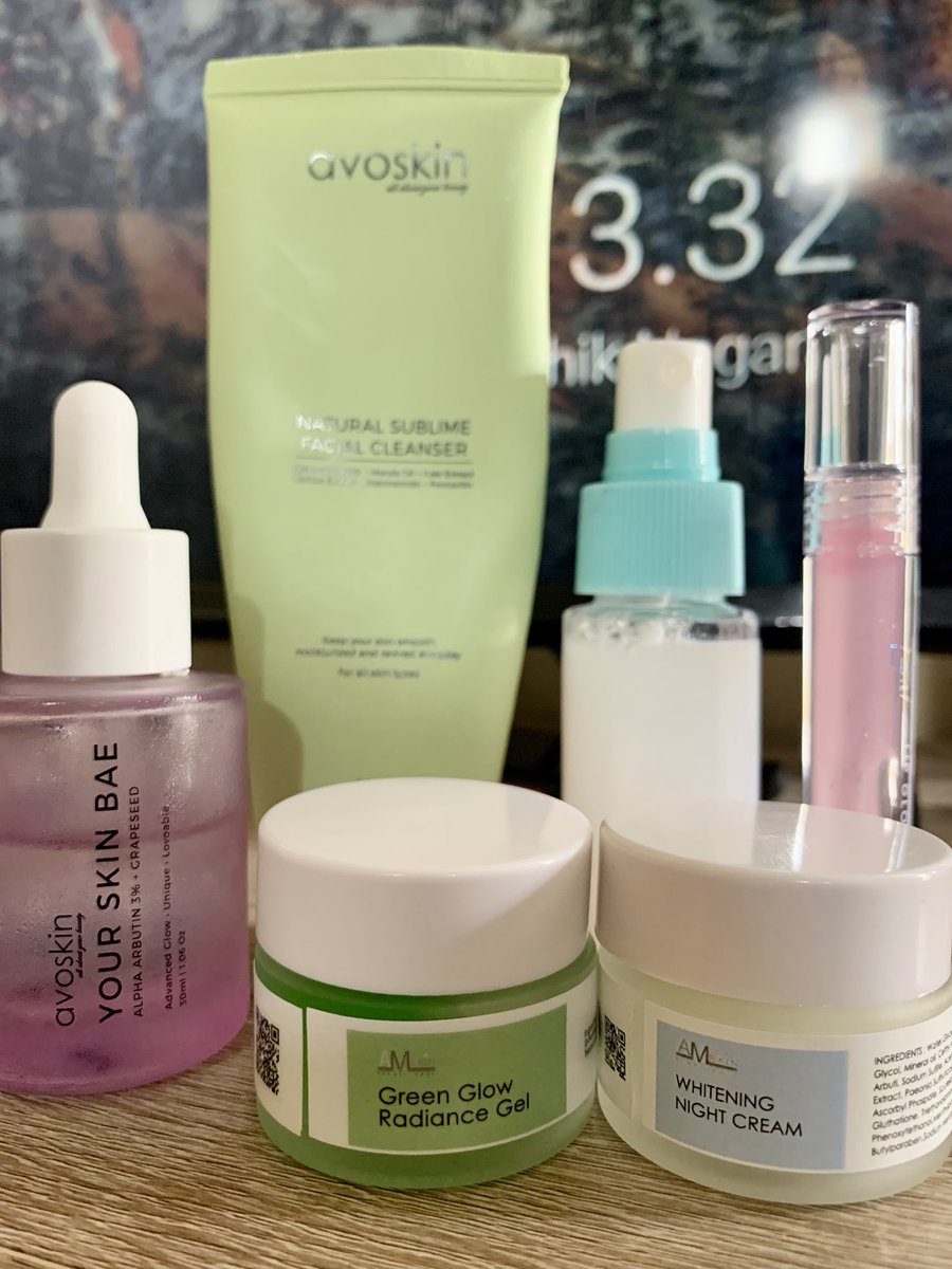 indrianastari's tweet photo. @ohmybeautybank aku pake ini udah jalan dua bulanan, dulu muka kusem bener skrg alhamdulillah jauh lebih cerah, semoga membanti ya🫣 https://t.co/74HR2L129i
