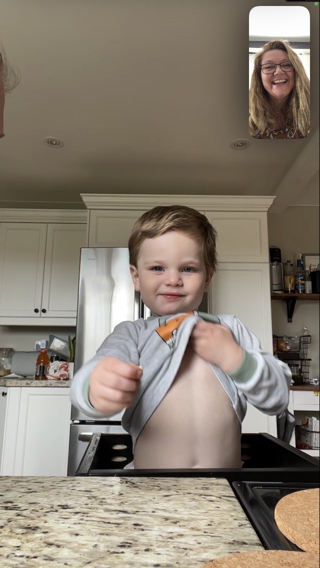 Show MeMe your belly ❤️