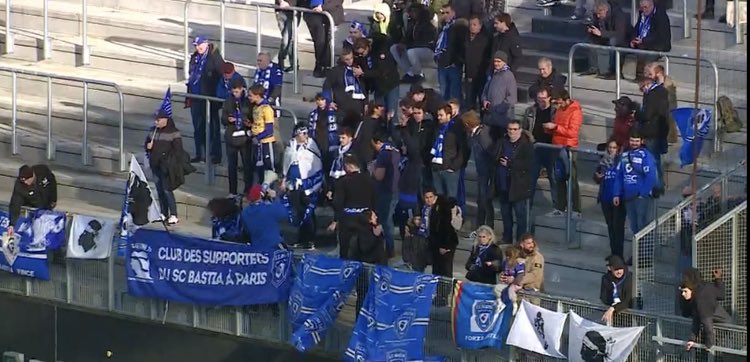 Ultras France tweet media