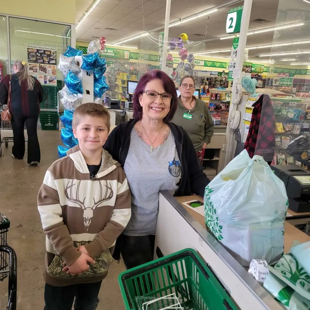 VoicesVictims's tweet image. We want to thank everyone who assisted in helping us have a very successful Easter Basket Fundraiser. We went shopping today and built baskets. We have 50 baskets for the kids of Victory Kitchen in Sandusky for next Fridays give-away. Huge shout-out to the manager at dollar tree.