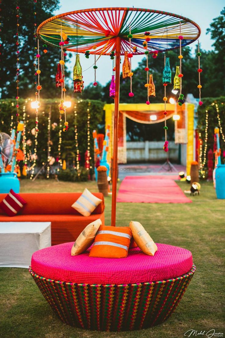 rpgauradonprep's tweet photo. 🎉 FESTA DE BOAS VINDAS 🎉

• Acontecerá às 19:30
• A hashtag da festa será #BoasVindasAuradonPrepUniversity https://t.co/GQ0vQct39j