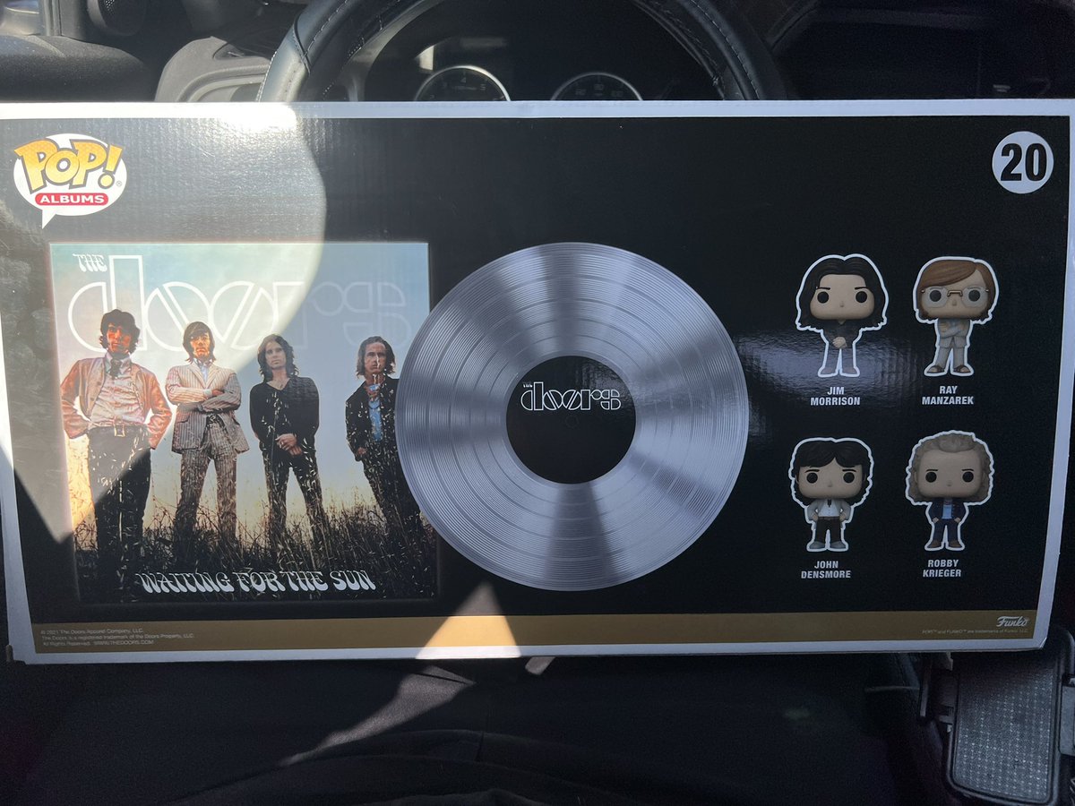 Mffl1980's tweet photo. I just love it when I find awesome things that I didn’t even know existed. This is 1 of my favorite @TheDoors album turned into @OriginalFunko has some of my jams like Not to touch the earth & Five to one Definitely jamming this album the rest of the hunt #randomscore https://t.co/vSs7yn8nlK