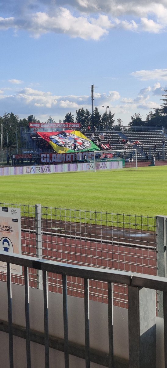 Ultras France tweet media