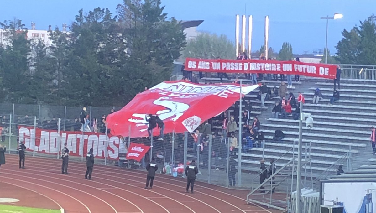 Ultras France tweet media