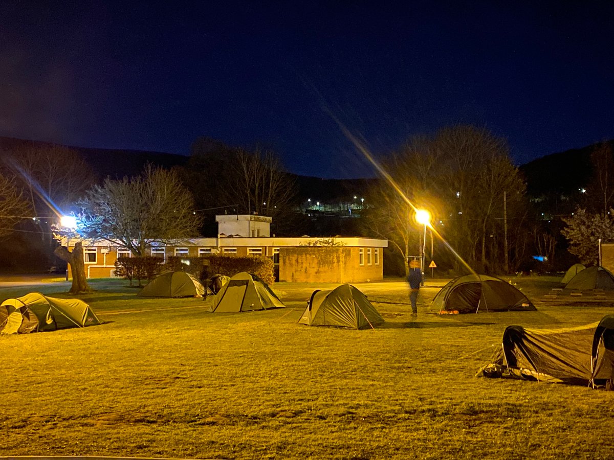 SlouSpinks's tweet photo. 11pm and the hammockers are all asleep… some whispering from the tents but lots of snoring too!! #freshairandfun @ScoutsCymru https://t.co/FWy8Z2AZde