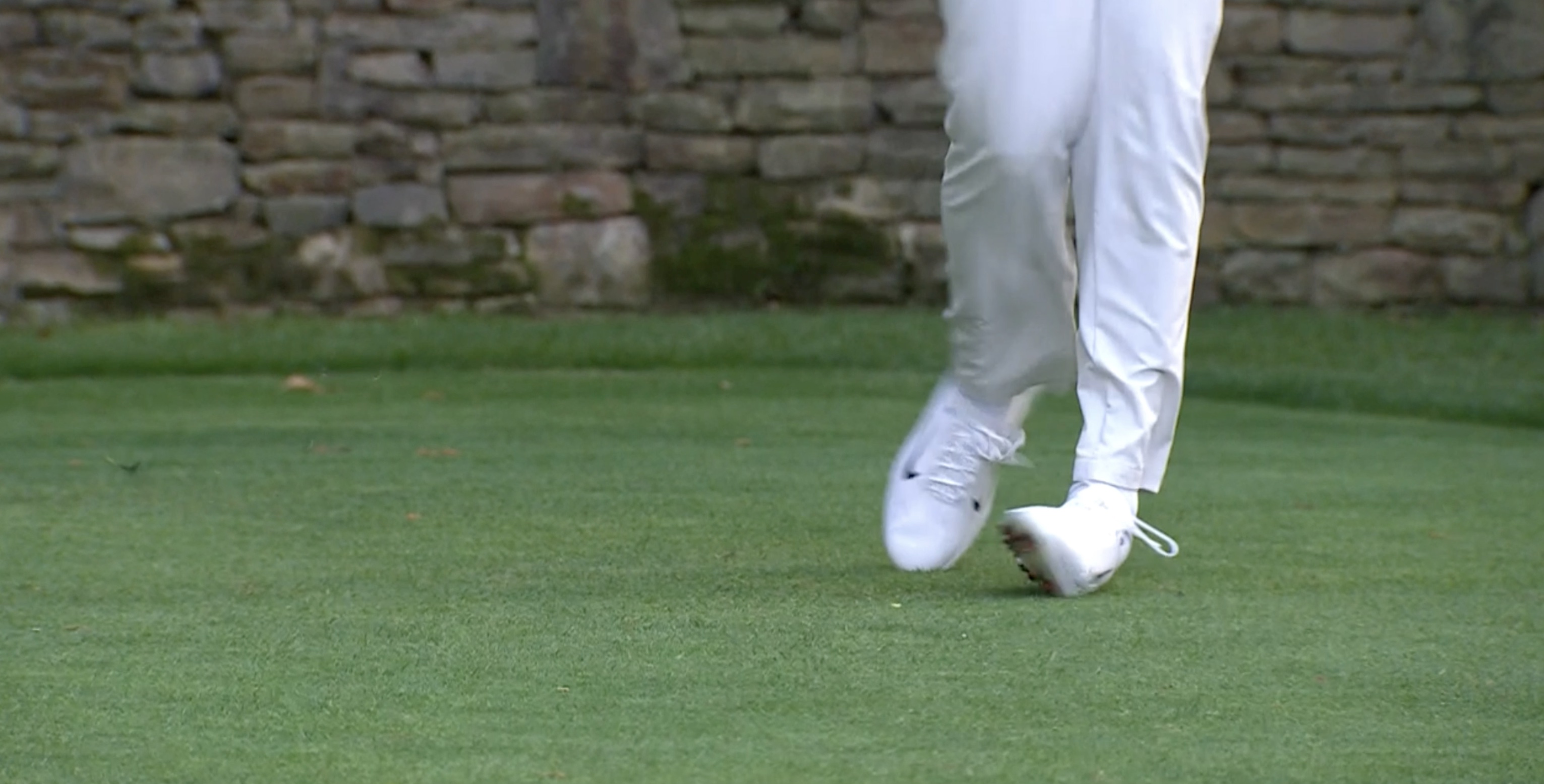 LKD on Twitter "Scottie Scheffler's footwork through impact. Not an