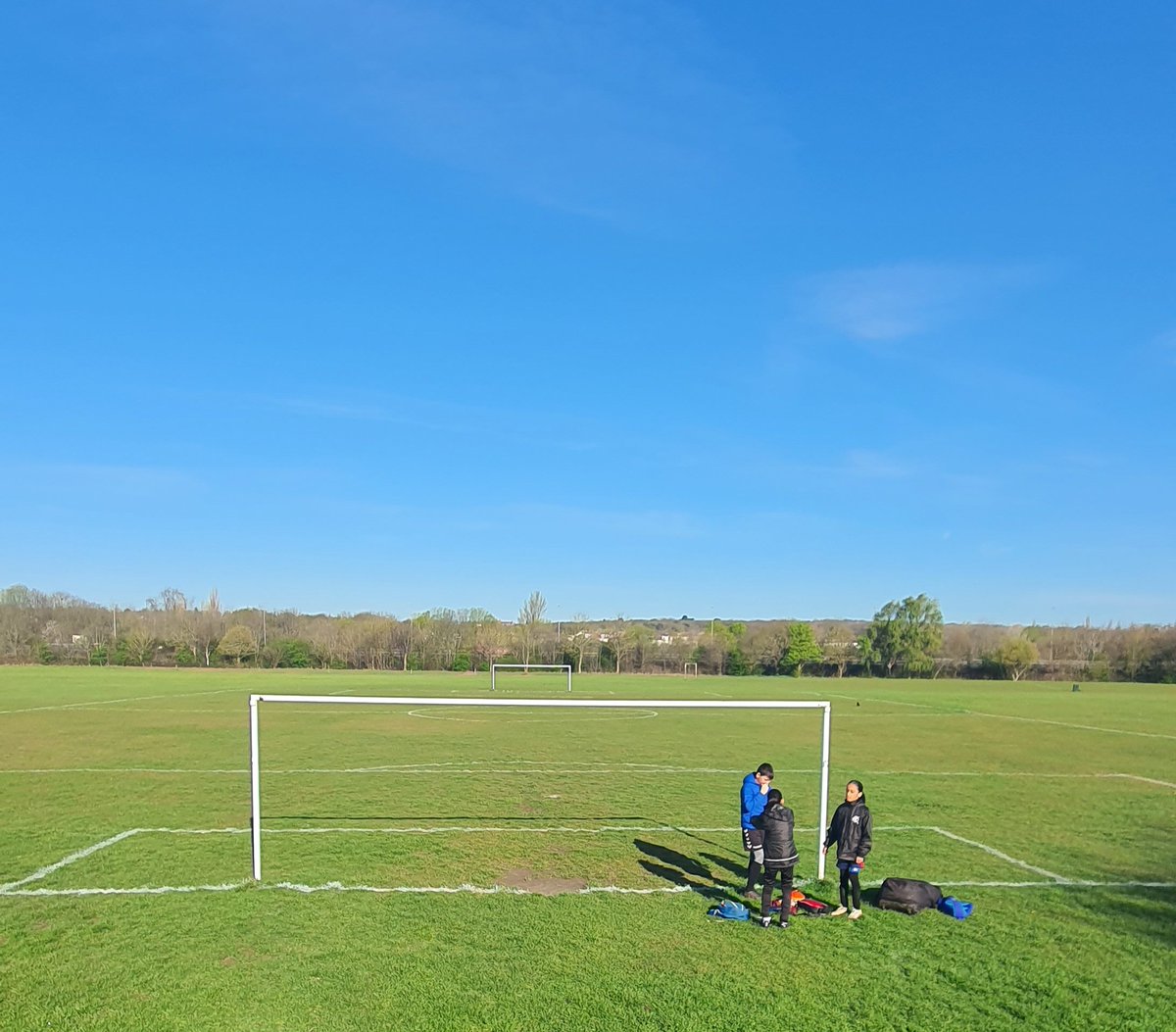 ranjsond's tweet photo. Lovely morning for football today. ๐ @kol_cc @kolccacademy @EleLeague @EssexCoaches #grassrootsfootball #grassroots #GrassrootsSport #youthfootball #communitysports #Preparation #Training #SaturdayMorning #saturdayfootball #nofilter #ashtonplayingfields @sat76nam https://t.co/MzjNe6vHv6