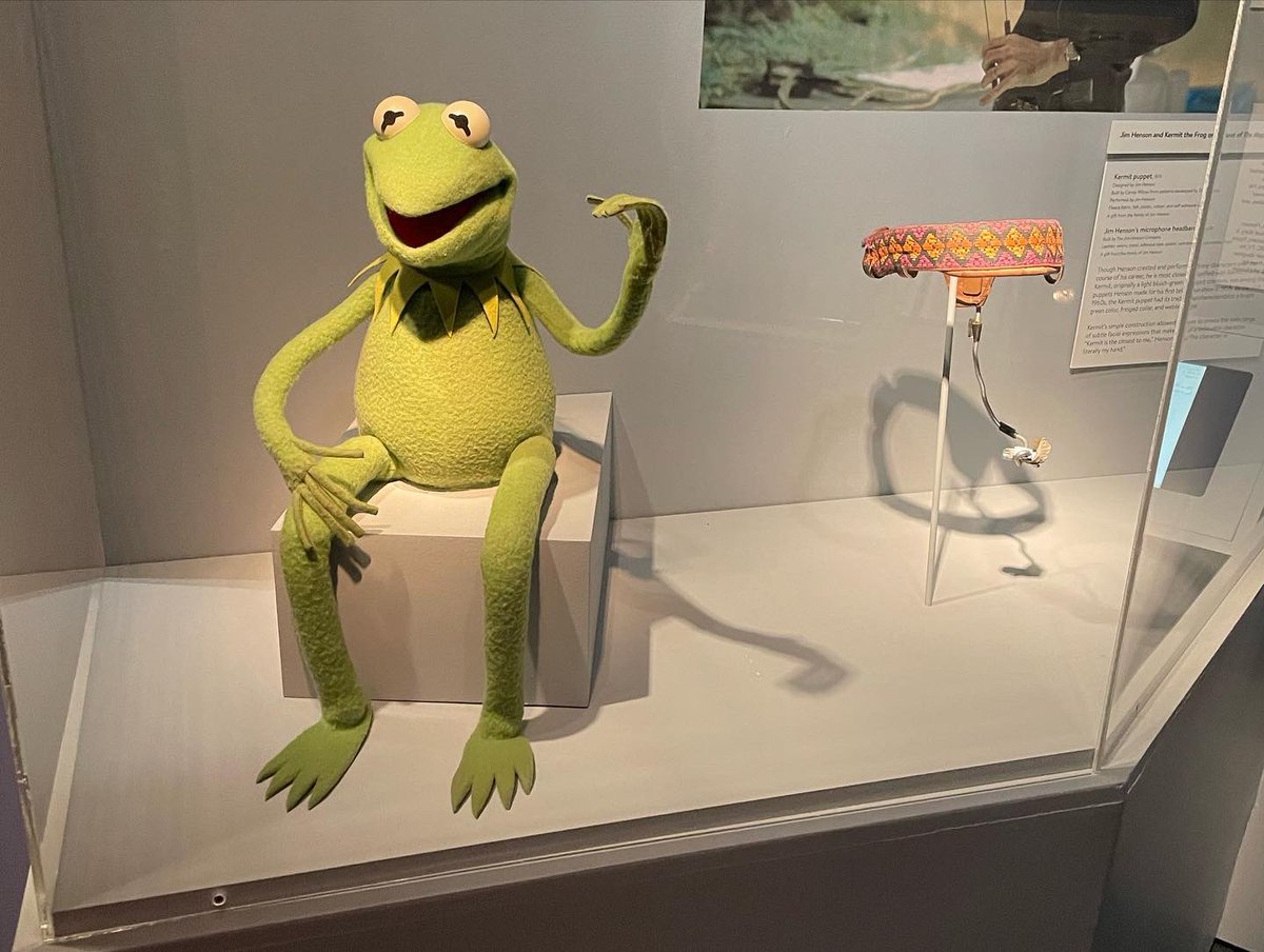 stevenfraserart's tweet photo. Some photos from my last day in New York. Prosopagnosia @ReelAbilities and a final view of Marvels of Media Awards Exhibition @MovingImageNYC I’ll be flying back in a few hours. #newyork #reelabilities #museumofmovingimage #marvelsofmediaawards https://t.co/WSYQH5Yxqu