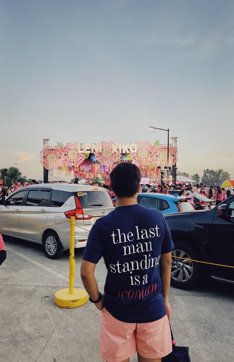 balikTHAD's tweet photo. the last man standing is a woman. 

1/220,000 📍Pampanga

#KulayRosasAngBukas #LetLeniLead https://t.co/X3cDyCNW6n