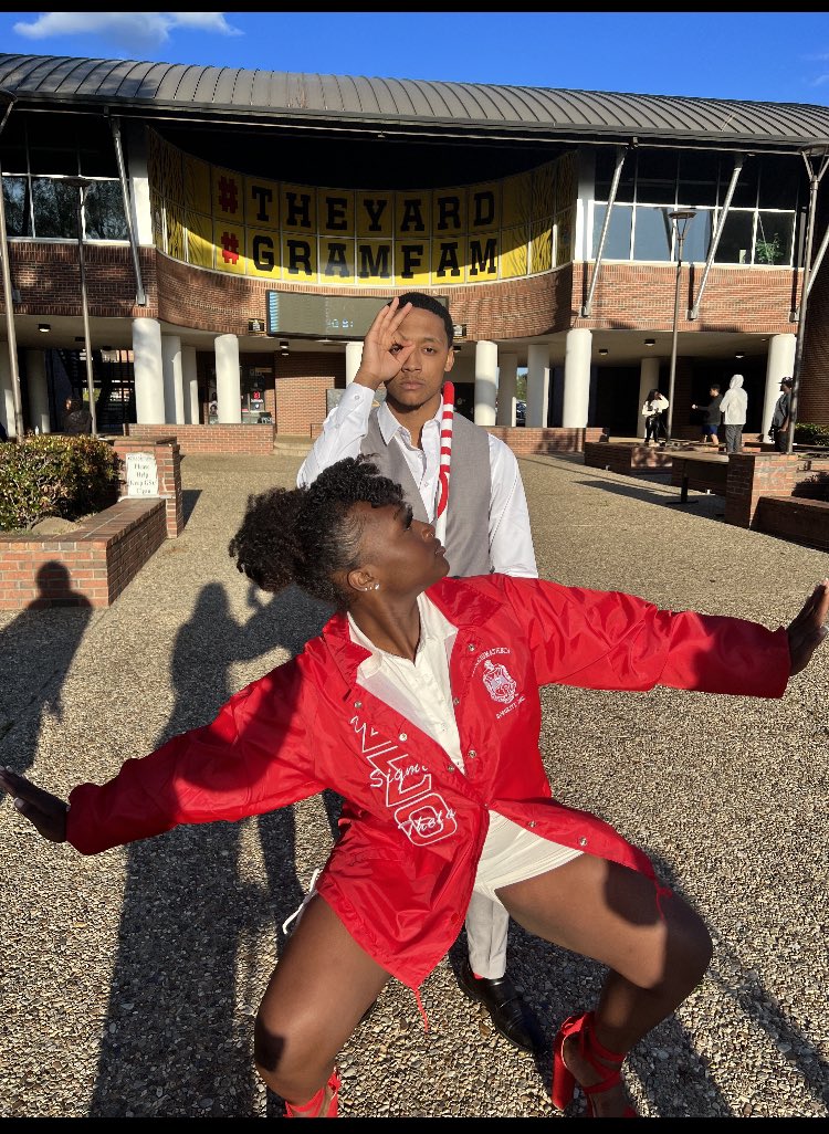 Krimson and Kream is just in our Blood💉🩸
I.Q🔺x PreKise Kut♦️ 
<a href="/K_a_Kreator/">Khaaliq Stevenson</a> #pyramidsanddiamonds #Deltawomen #nupe #DST #Kappa #GramFam