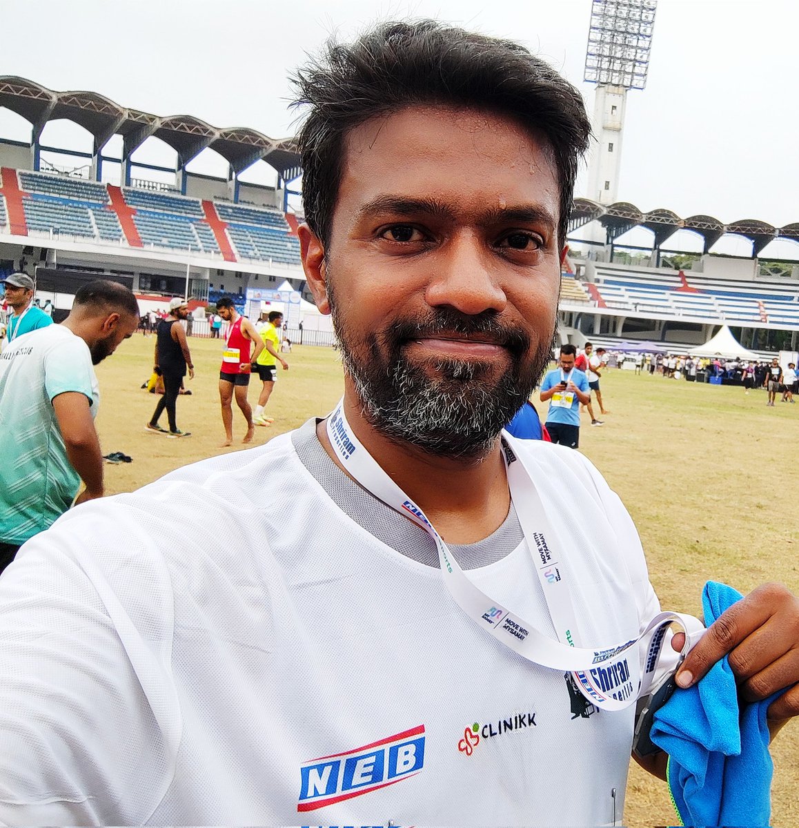 rishikeshpillai's tweet photo. Tough runs don't last, tough runners do..
1st Half Marathon since Covid; 1st one in #Bangalore #BengaluruMarathon #RunForHealth #Clinikk https://t.co/DdwpDYMHnA