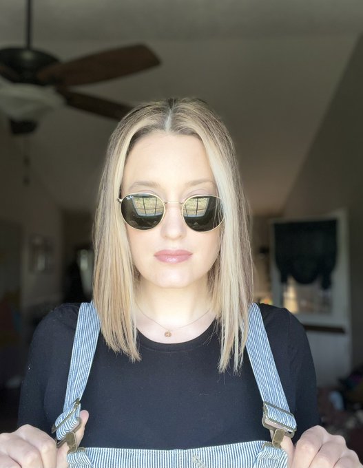 I heard blondes garden bigger 🍆&rsquo;s https://t.co/D6c1zLUHnk