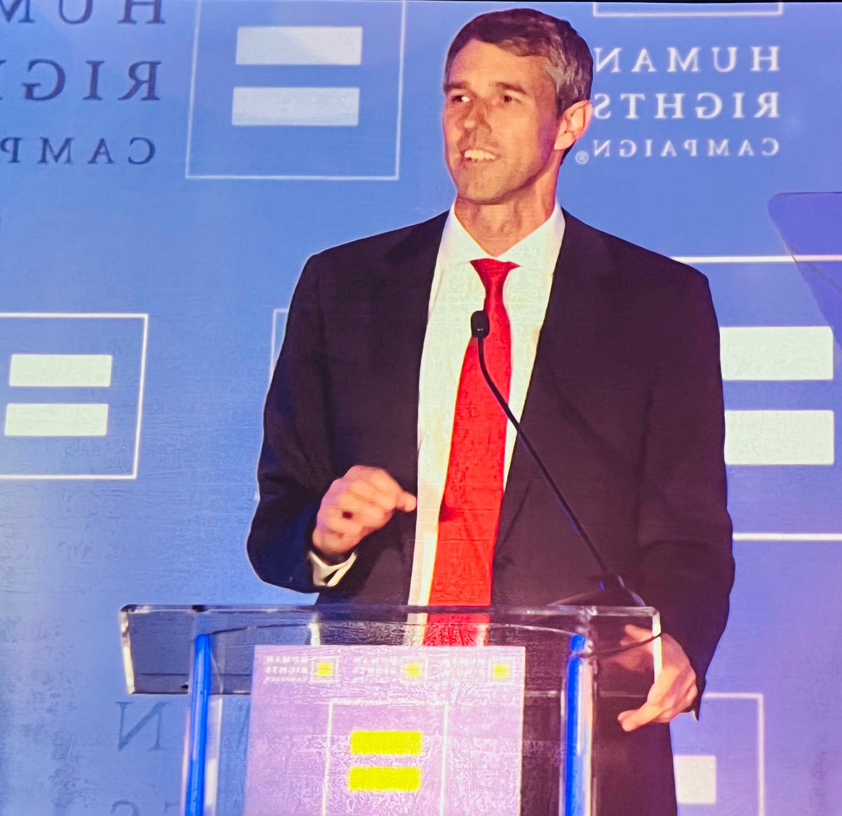 BetoORourke's tweet image. Proud to fight for equality alongside @HRC. 

Together, we’ll expand civil rights protections for LGBTQ+ Texans, support trans kids, and ensure every person in this state can live freely as themselves.